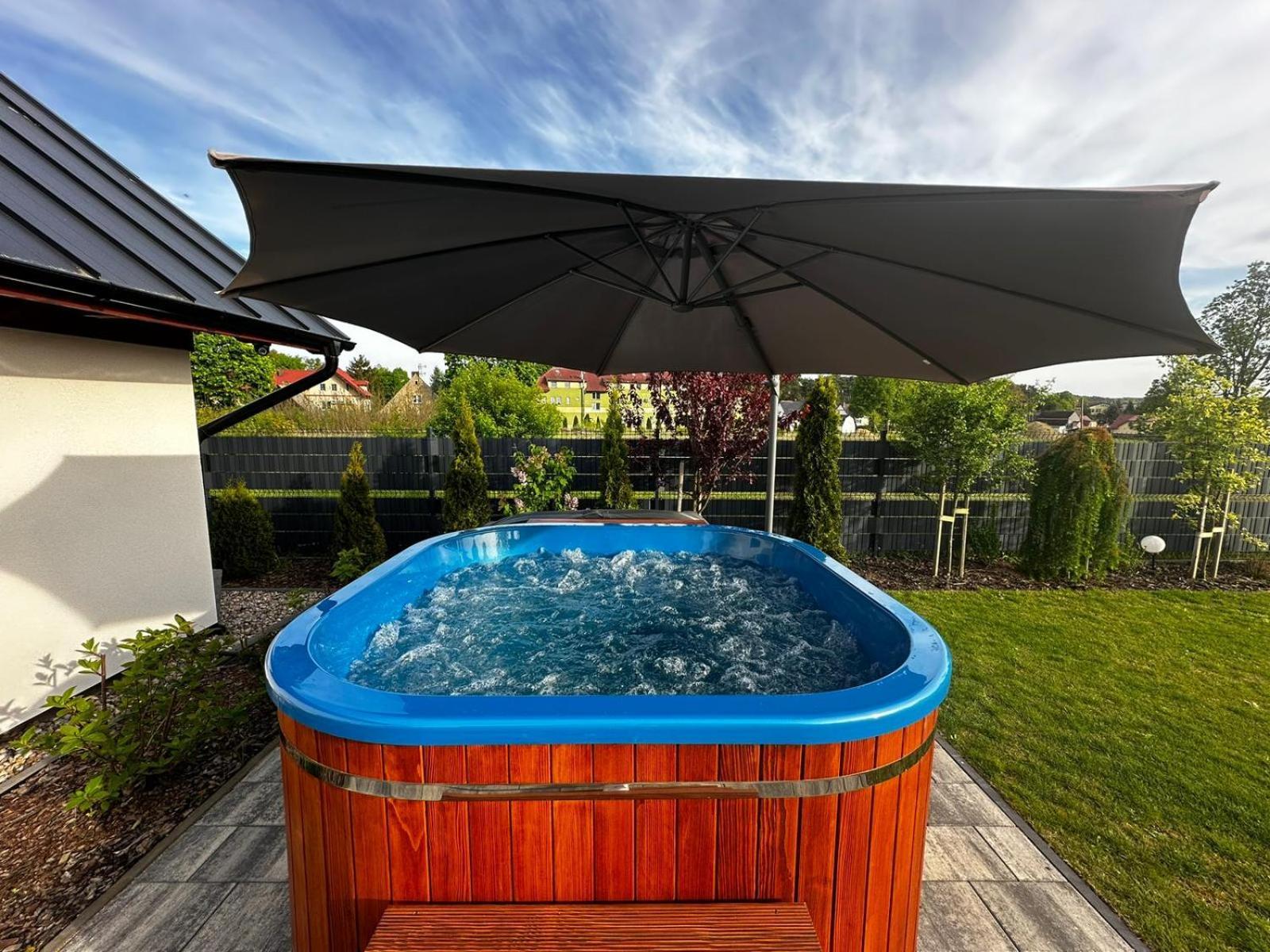 Lake Houselubniewice Domek Caloroczny Z Jacuzzi Blisko Jeziora Exterior foto